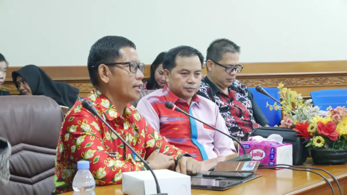 Koordinasi lintas sektor penataan infrastruktur di kawasan Sendawar. 
