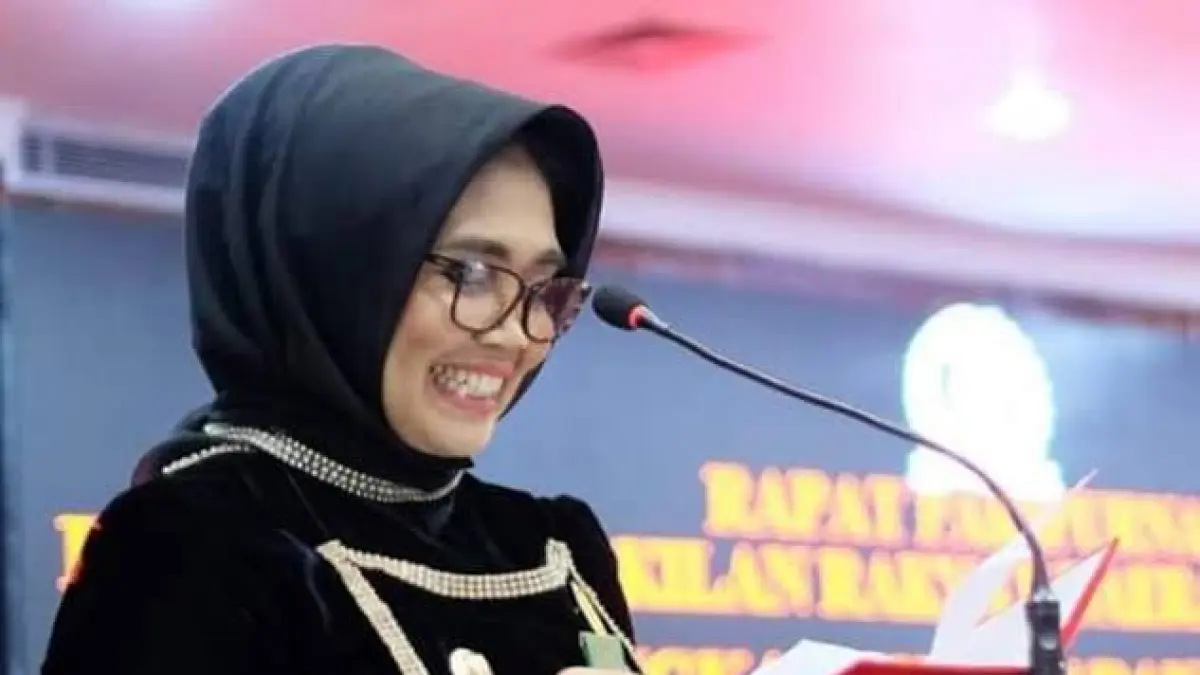 Wali Kota Bontang Neni Moerniaeni.