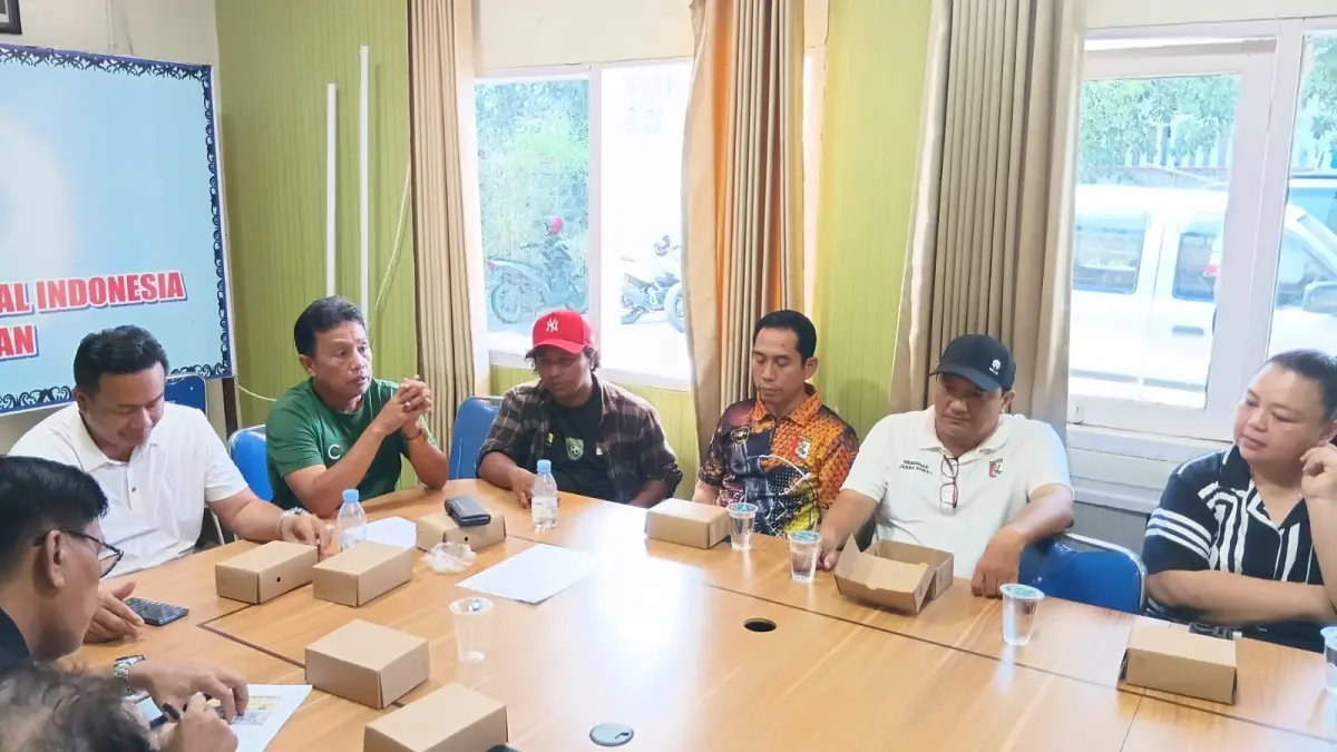 KONI Balikpapan menyusun skema anggaran Porprov Paser bersama perwakilan cabor.