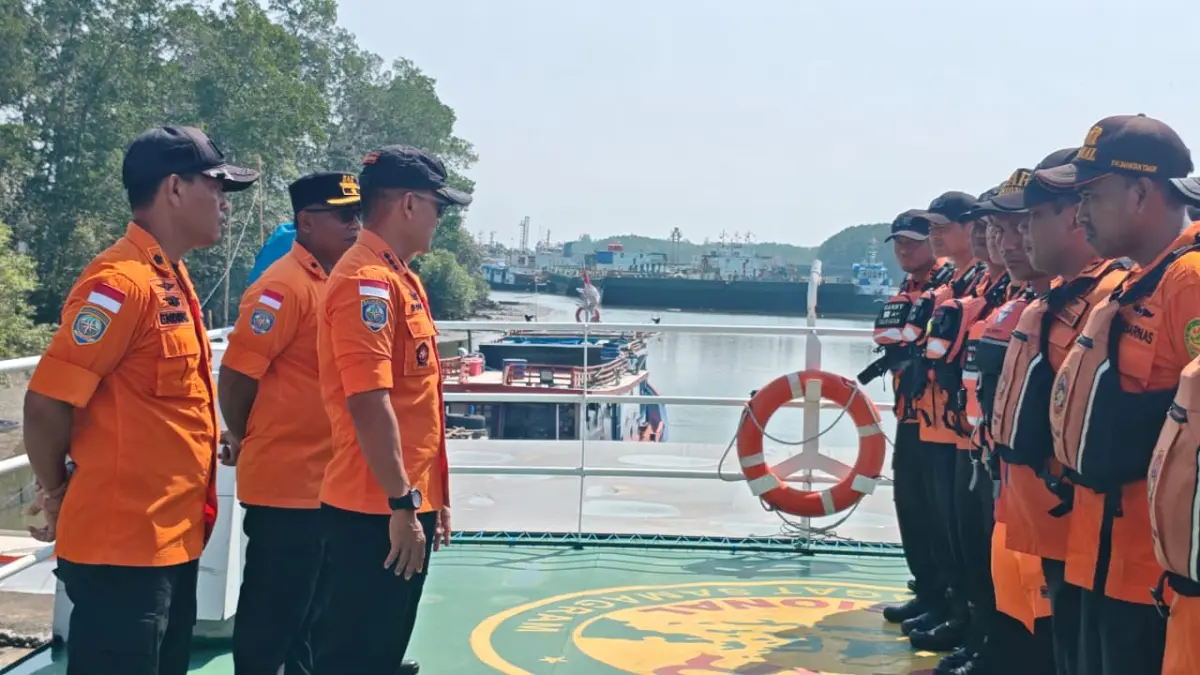BERGABUNG: Basarnas Balikpapan dilibatkan bantu operasi pencarian dan pertolongan kapal Virgo Transport 8 yang kecelakaan.