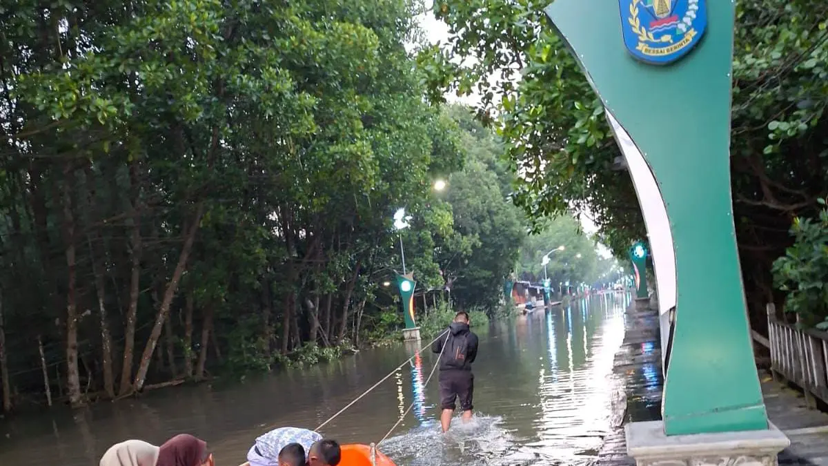 LINGKUNGAN: Wali Kota Bontang Neni Moerniaeni meminta perusahaan terlibat melalui dana TJSL sesuai dengan program Pemkot Bontang di tengah keterbatasan anggaran. (ADIEL KUNDHARA/KP)