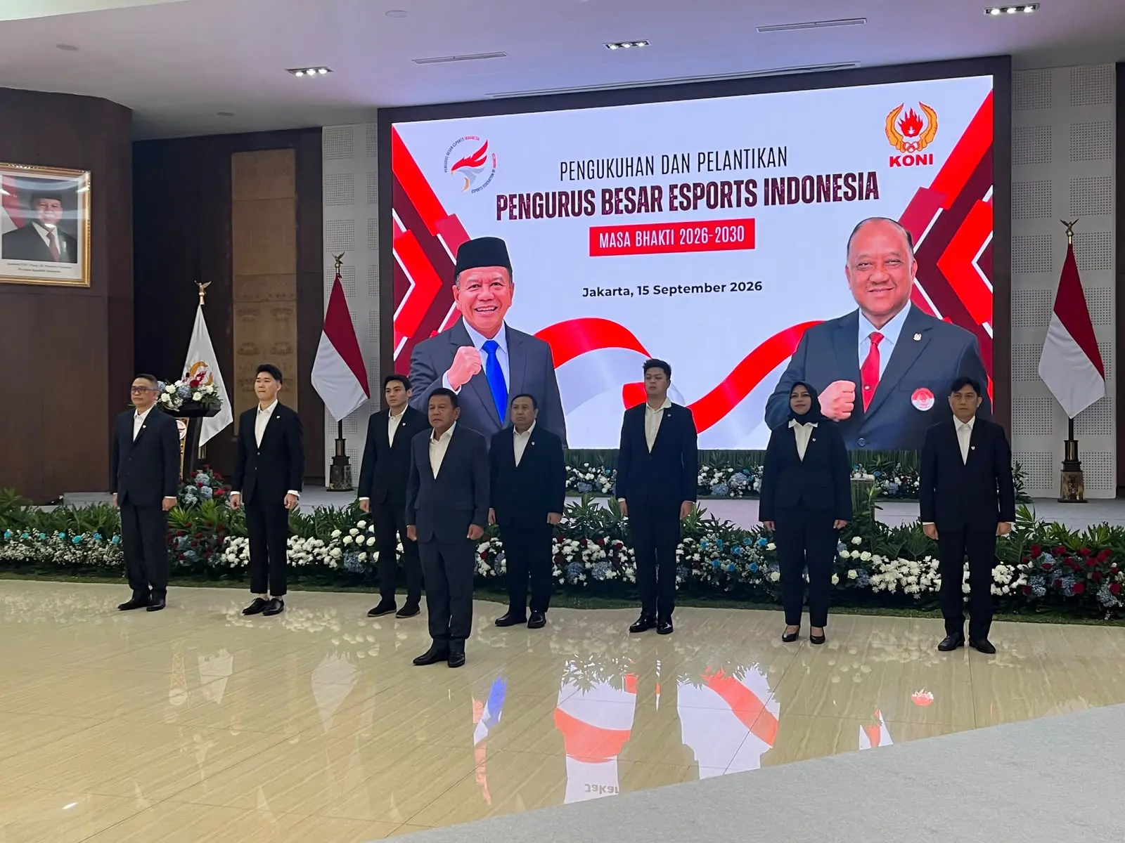 Herindra dan jajaran pengurus inti PB ESI saat dilantik. (Foto: istimewa)