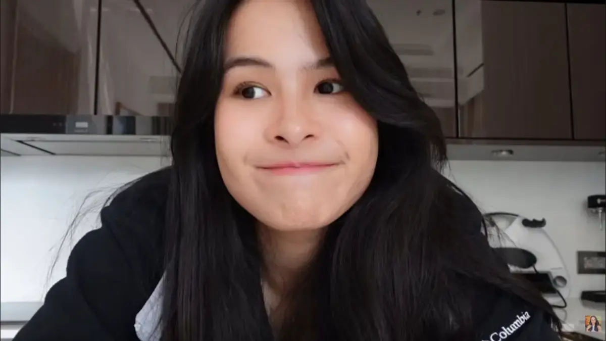 Maudy Ayunda disorot usai video soal kesehatan mental dan ‘diet berita’ viral.