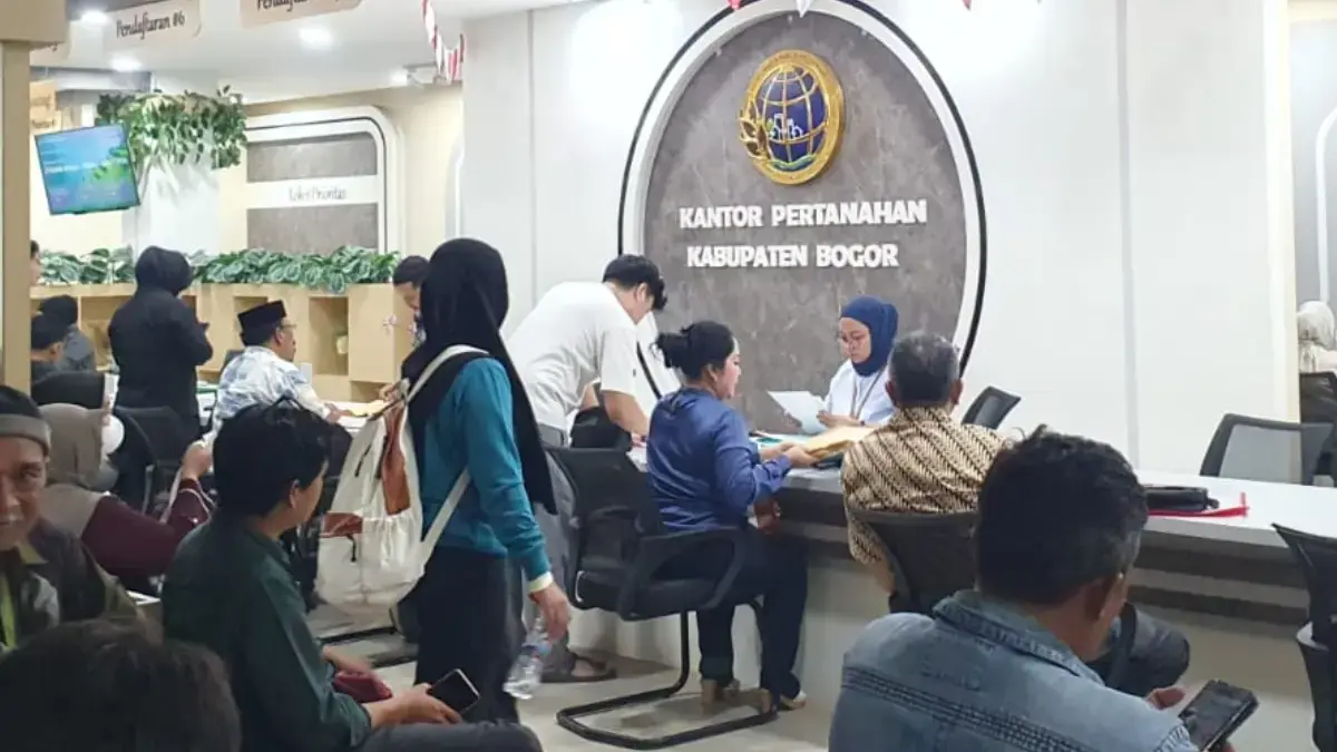 Suasana Kantor BPN Kabupaten Bogor I di Cibinong. (Billy/Radar Bogor)