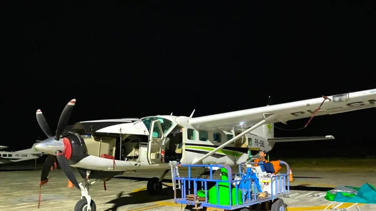 Pesawat Cessna Grand Caravan C208 disiagakan di Bandara APT Pranoto Samarinda untuk mendukung OMC di Kalimantan Timur. (IST)