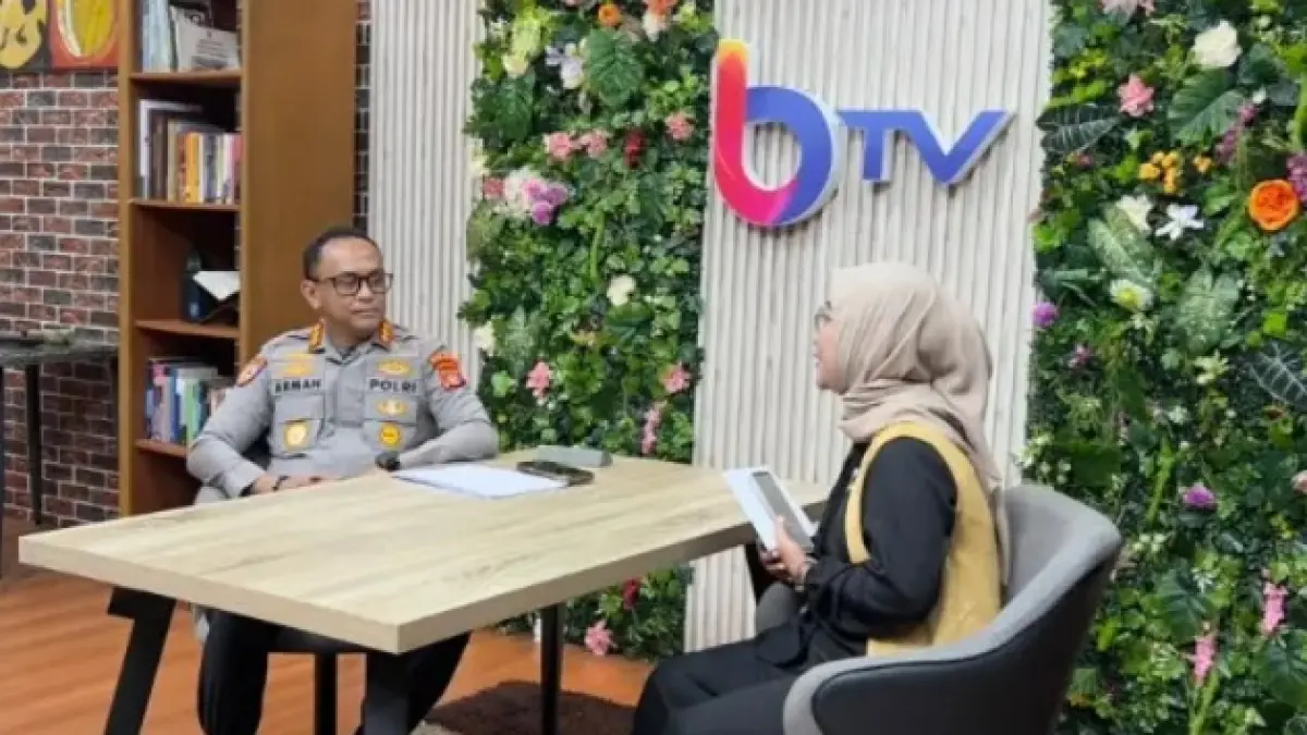TALK SHOW: Program talk show Balikpapan Televisi (BTV)-Polda Kaltim membahas seputar antisipasi kenakalan remaja di era digital.