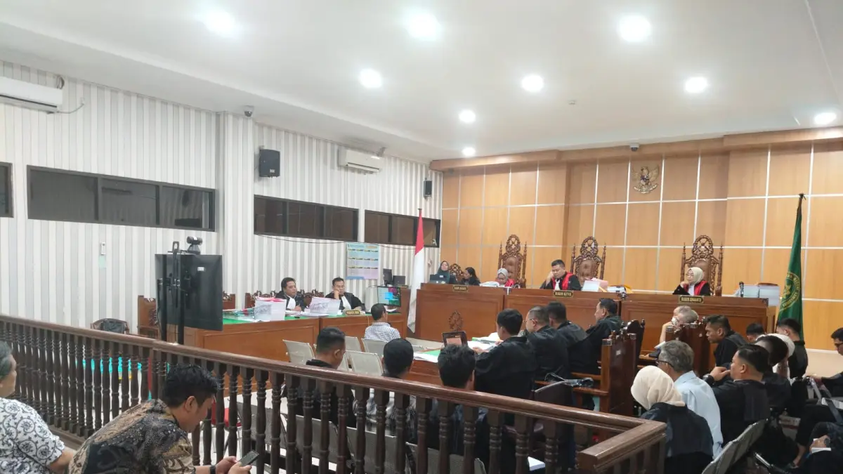Sidang dugaan pemanfaatan lahan negara oleh PT JMB Grup di Pengadilan Tipikor Samarinda, Kamis (17/9/2026). (Bayu/KP)