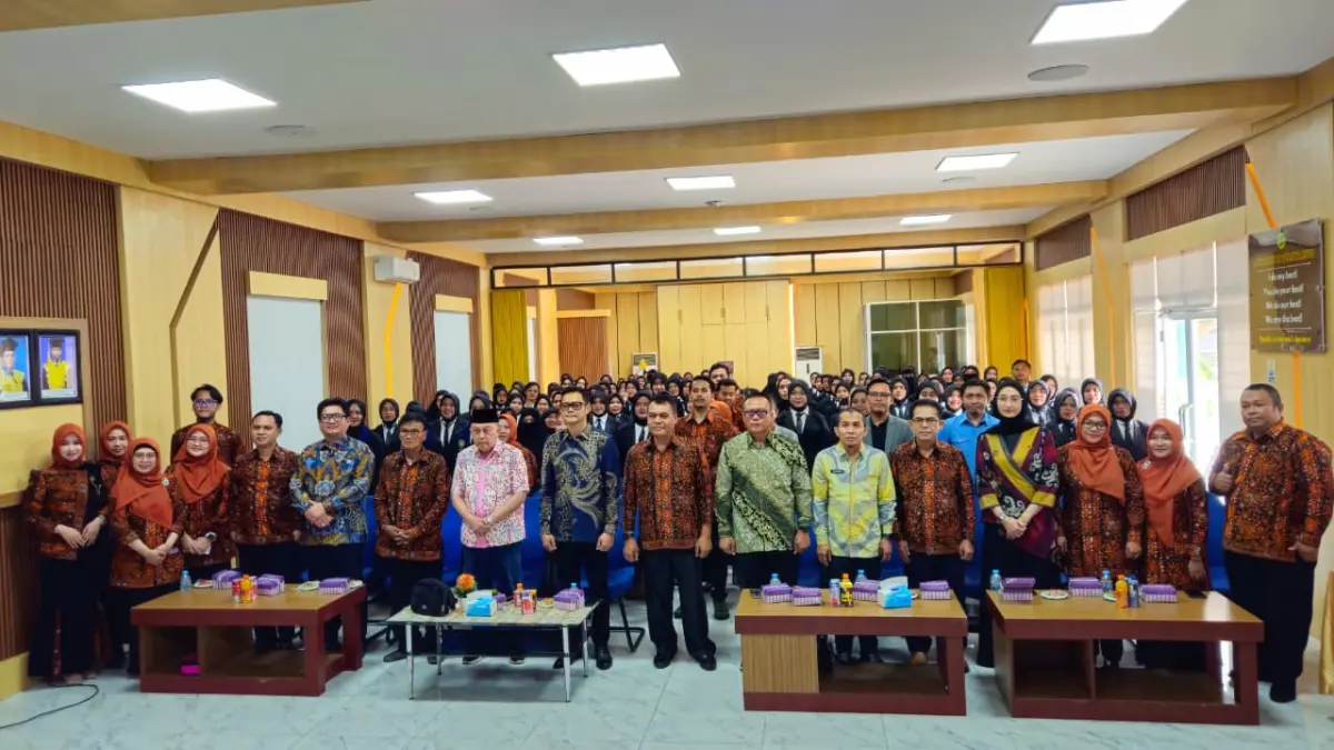 Wahyudi menghadiri Yudisium FKIP 2026 Program Studi PG PAUD jalur RPL di UWGM Samarinda, Jumat (18/9). (HAFIZ/KP)