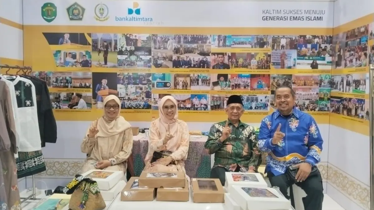 Sekda Kaltim Sri Wahyuni di pameran MTQN XXXI 2026, Jumat (18/9/2026) malam. (IST)
