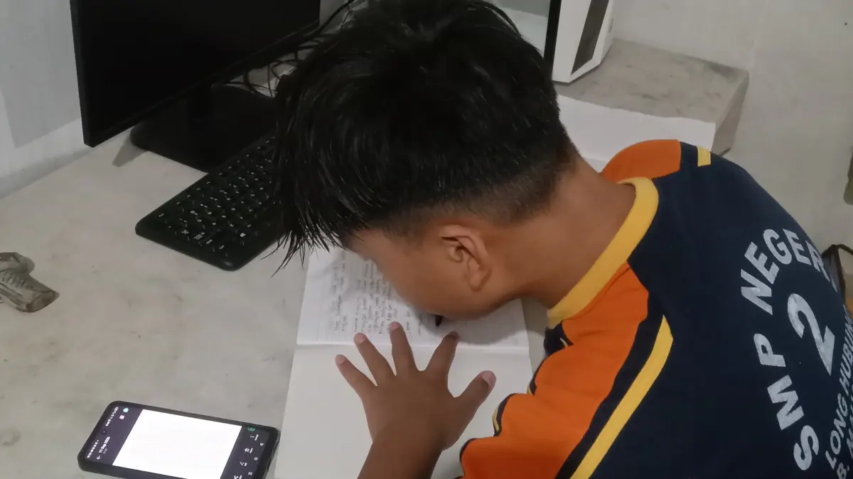 Pelajar SMP 2 Datah Bilang, Mahulu yang belajar dari rumah.