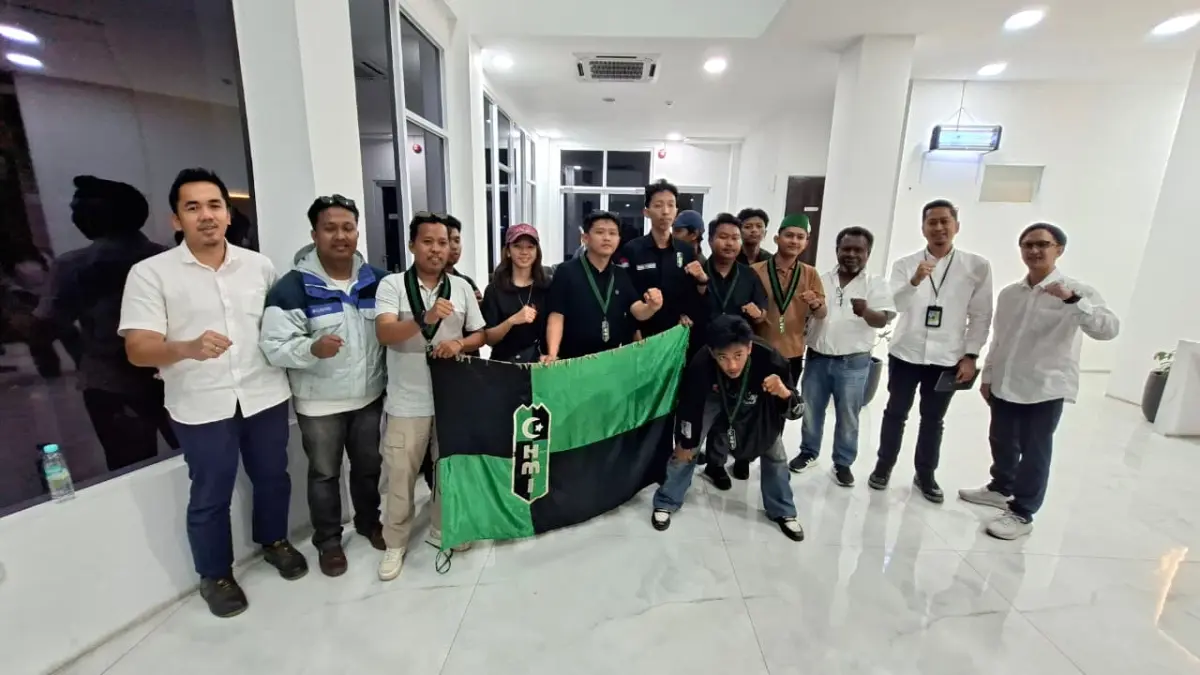 MASUKAN KONSTRUKTIF: PPN Regional Kalimantan menyambut baik suara dari Himpunan Mahasiswa Islam (HMI) Cabang Balikpapan pada penyampaian aspirasi di Bundaran Karang Anyar Balikpapan.