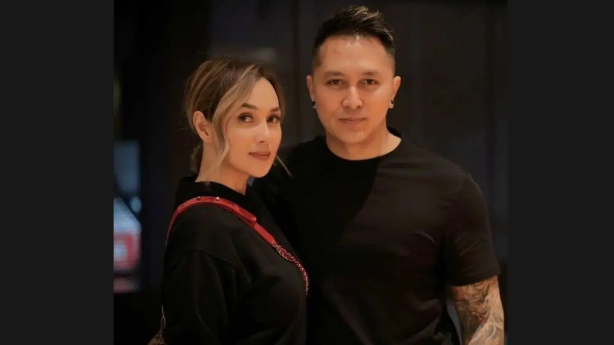 Sara Wijayanto dan Demian Aditya diterpa isu perceraian.