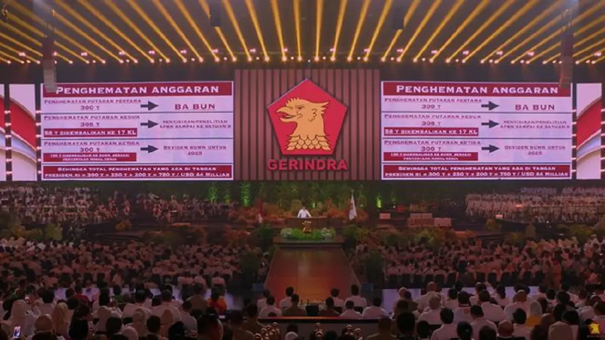 Juru Bicara Partai Gerindra Sugiat Santoso merespons hasil survei Poltracking yang menempatkan Gerindra di posisi teratas elektabilitas partai politik. (Tangkapan Layar Youtube GERINDRA)