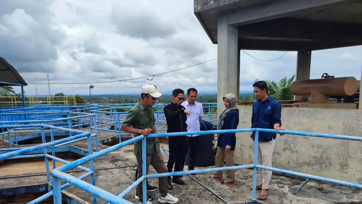 Musim kemarau memengaruhi distribusi air bersih Perumdam Tirta Kandilo kepada masyarakat Paser. (M NAJIB/KALTIM POST)