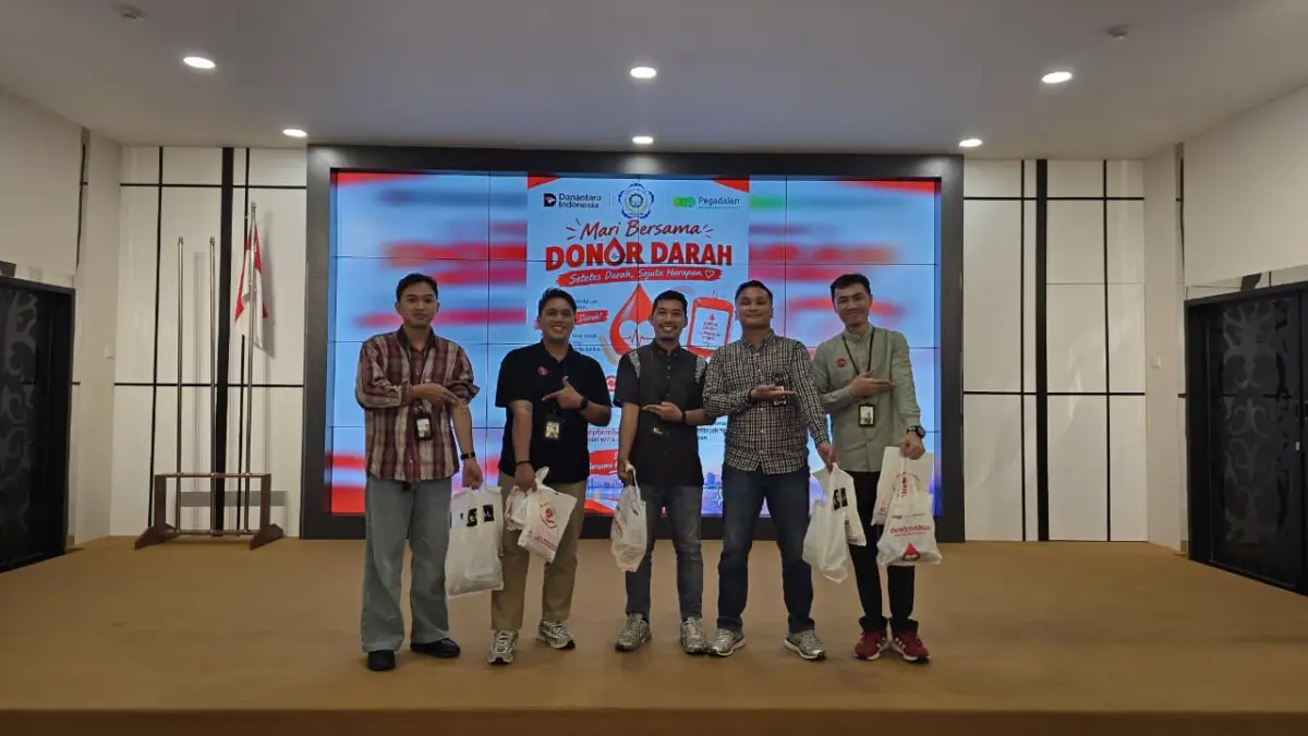 BERBAGI: DPD Serikat Pekerja Kantor Wilayah IV Balikpapan berkolaborasi dengan PT Pegadaian menggelar aksi donor darah di Langen Palikrama Kantor Wilayah IV Balikpapan.