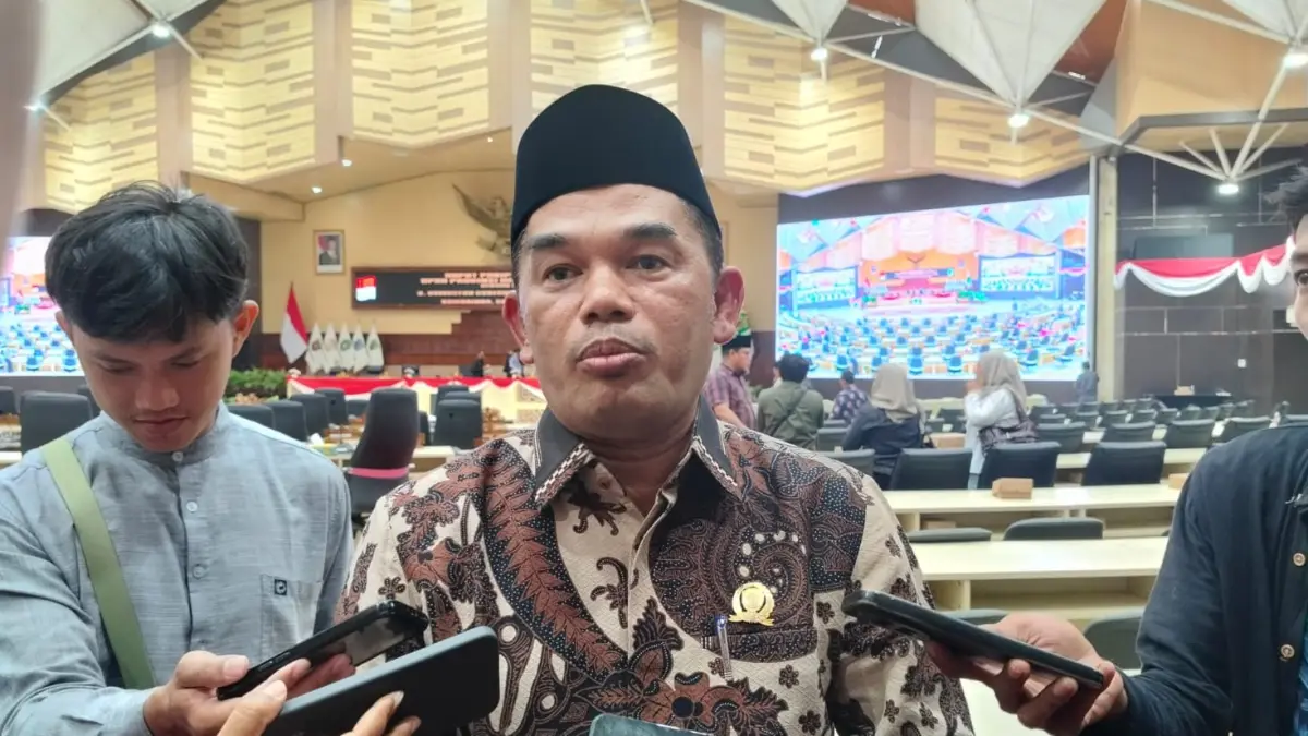 etua DPRD Kaltim, Hasanuddin Mas