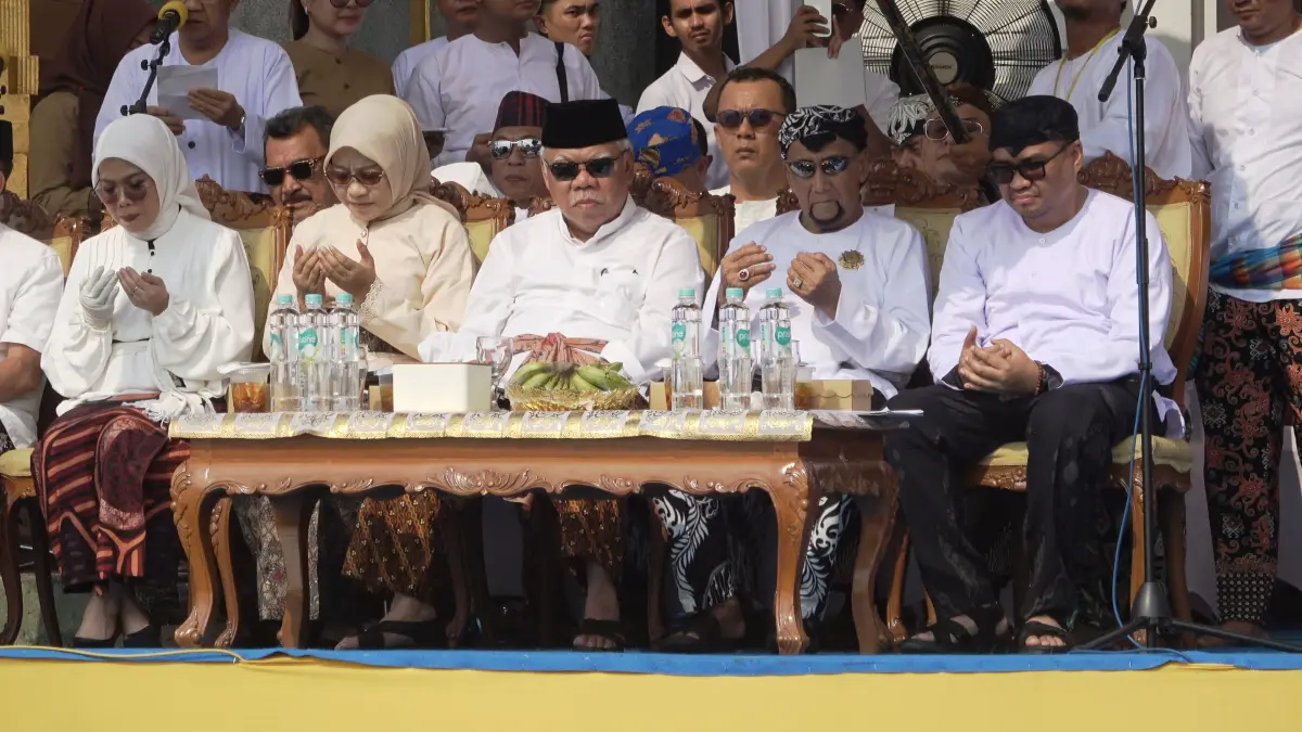 KOMPAK: Pemkab Kukar berkomitmen mendukung Kesultanan Kutai Kartanegara Ing Martadipura untuk melestarikan Erau Adat Kutai.