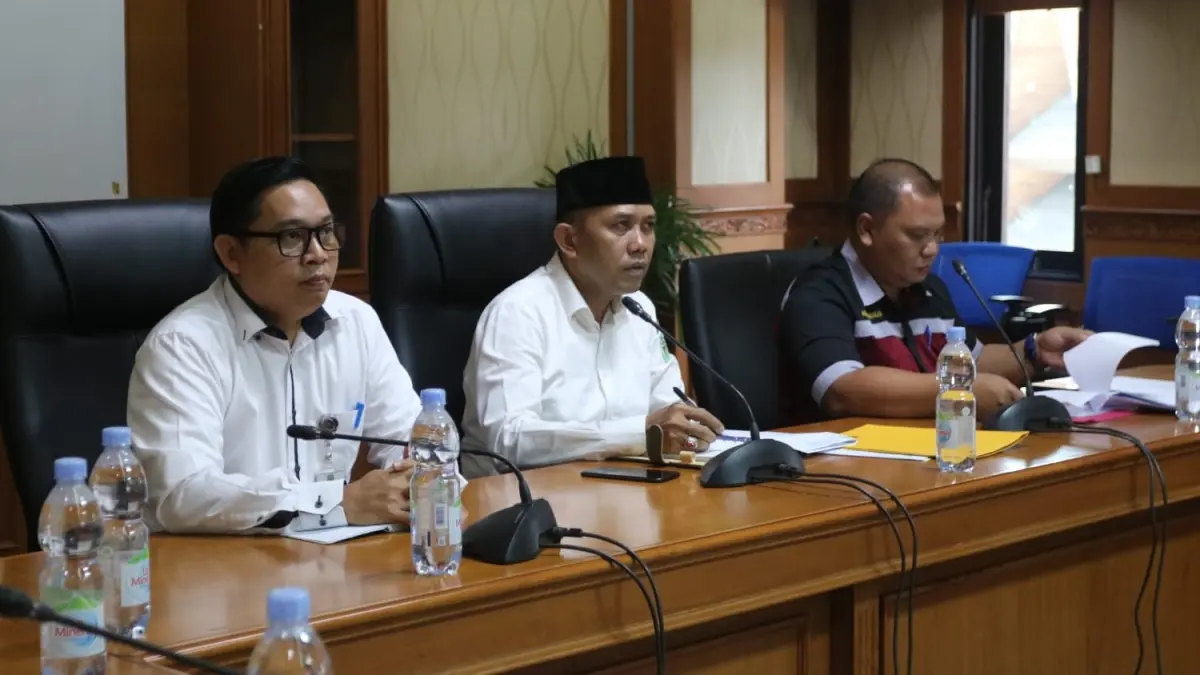RAKOR: Rapat koordinasi tim verifikasi dan validasi Koperasi Merah Putih di Kabupaten Kutai Barat.