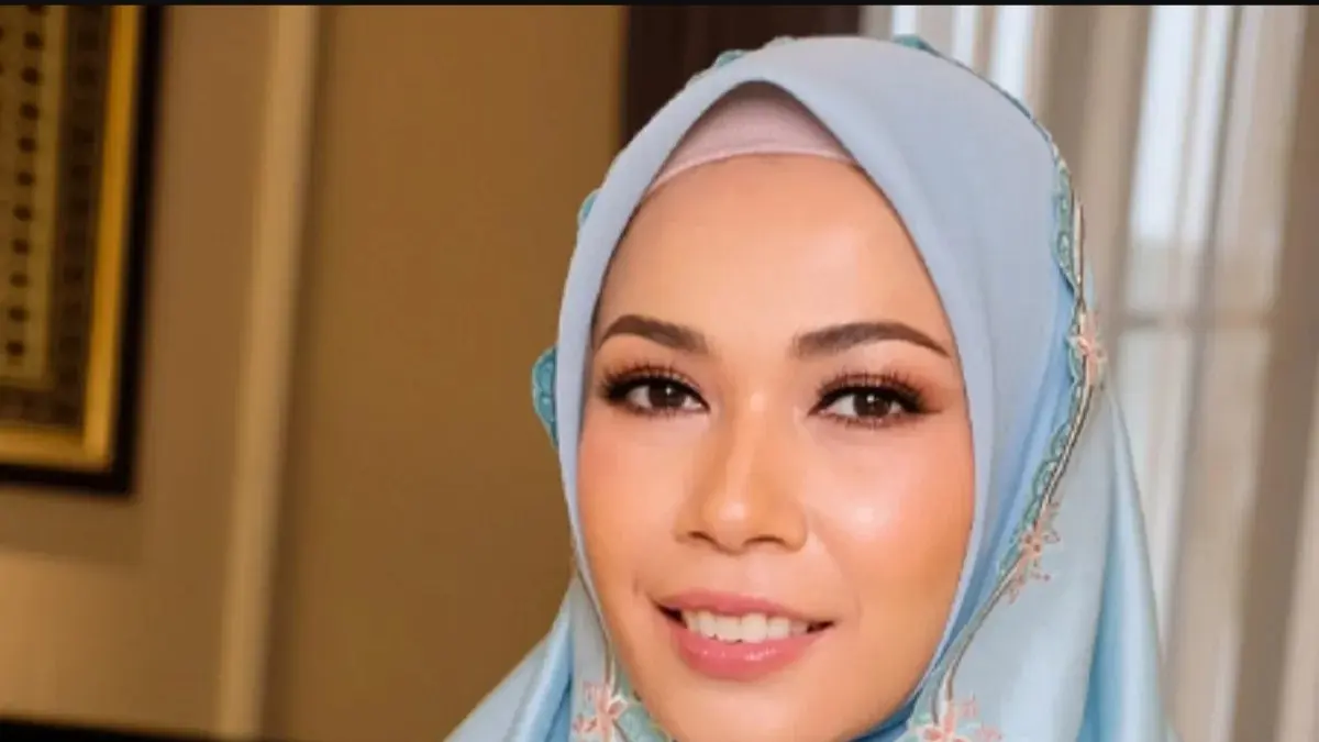 Dewi Yuali