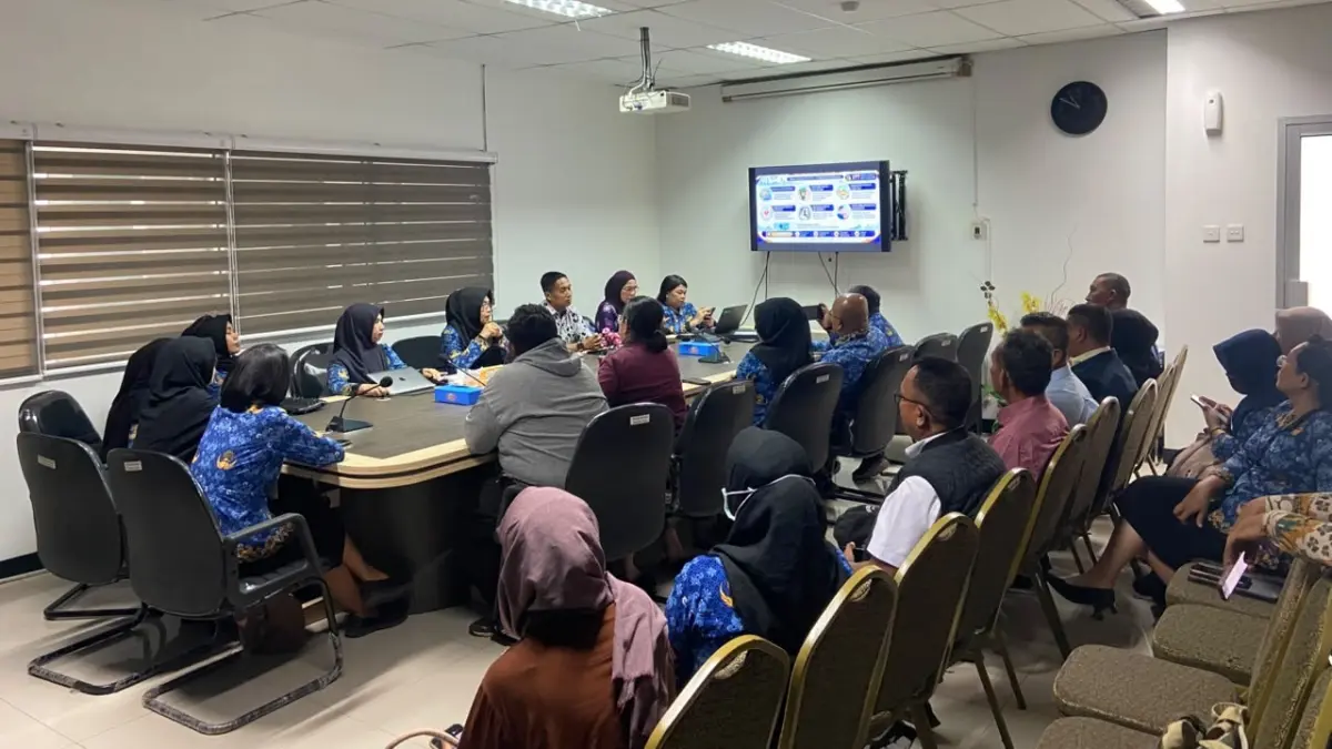 Disdukcapil lakukan pemutakhirkan data penduduk. (FOTO AINUR/KP)