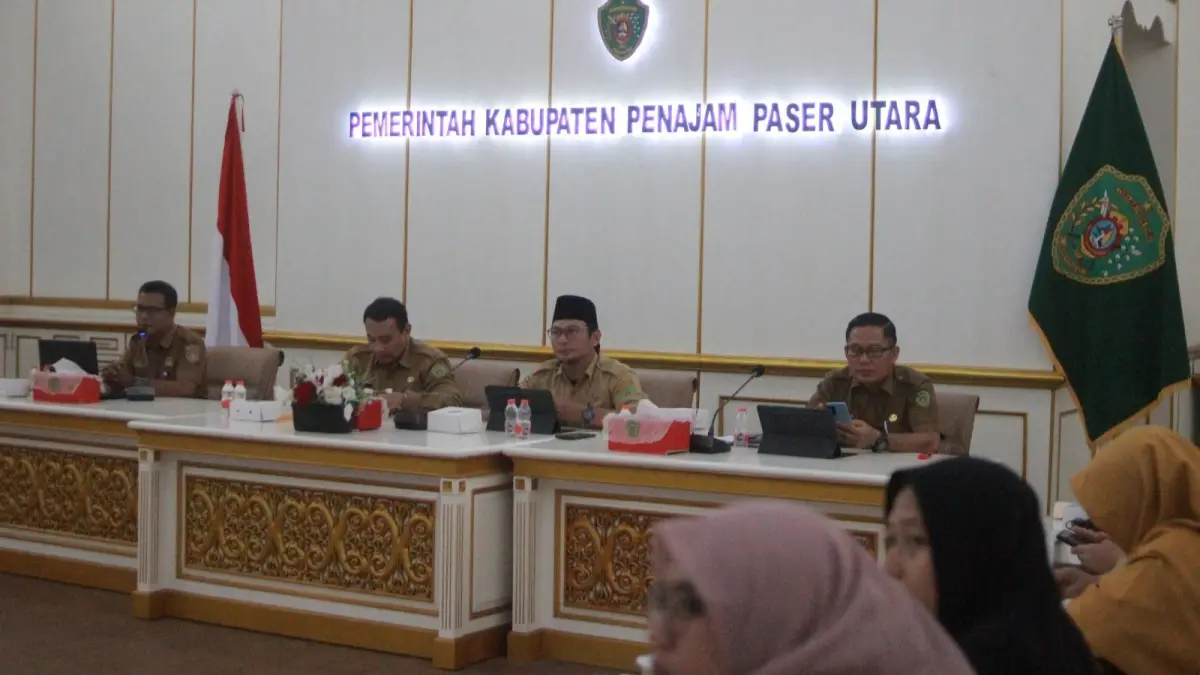 Sekkab PPU menggelar FKP yang dihelat di Ruang Rapat Lantai III Kantor Bupati PPU. (AHMAD MAKI/KP)