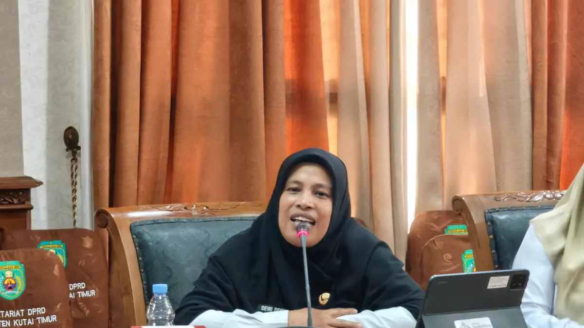 Camat Sangatta Selatan, Dewi. (Jufriadi/KP)