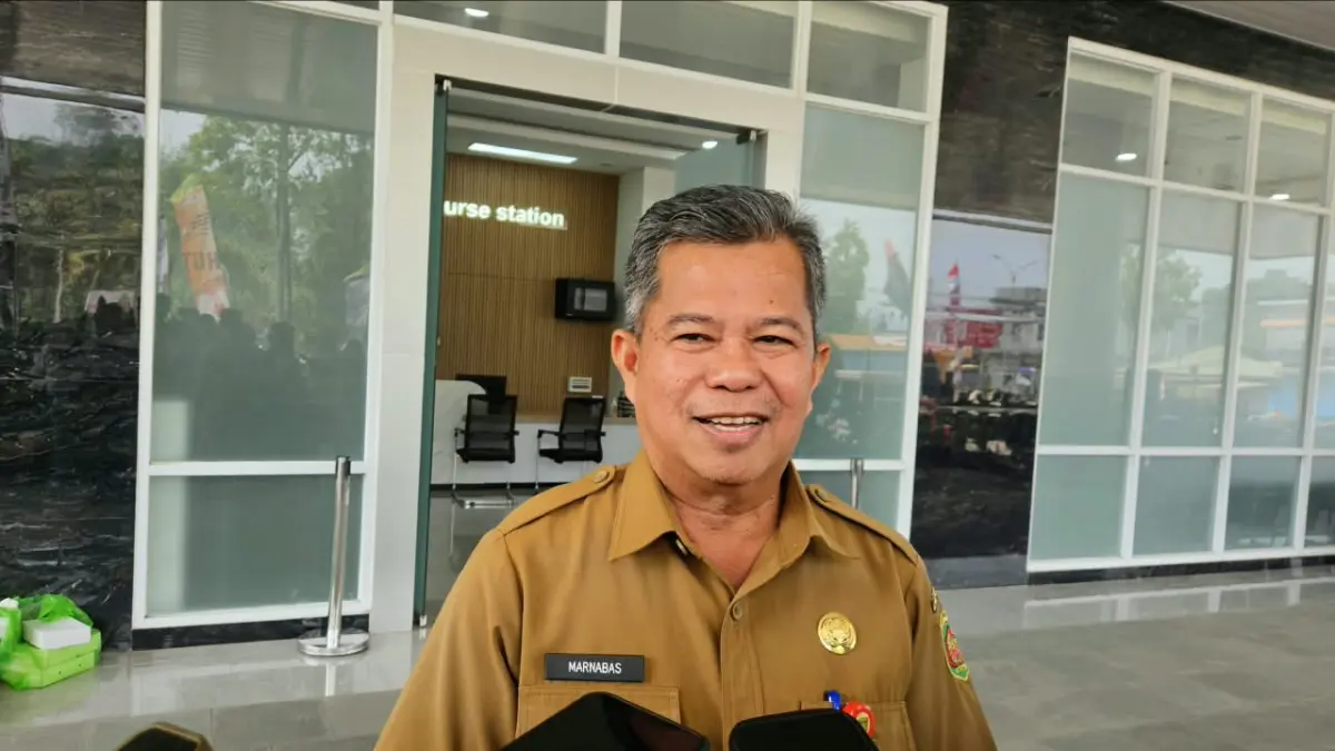 Asisten II Sekretariat Daerah Kota Samarinda, Marnabas Patiroy. (HAFIZ/KP)