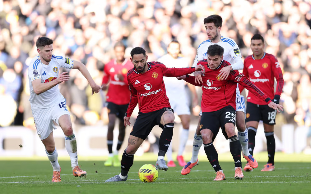 Aksi MU berhasil ditahan Leeds imbang