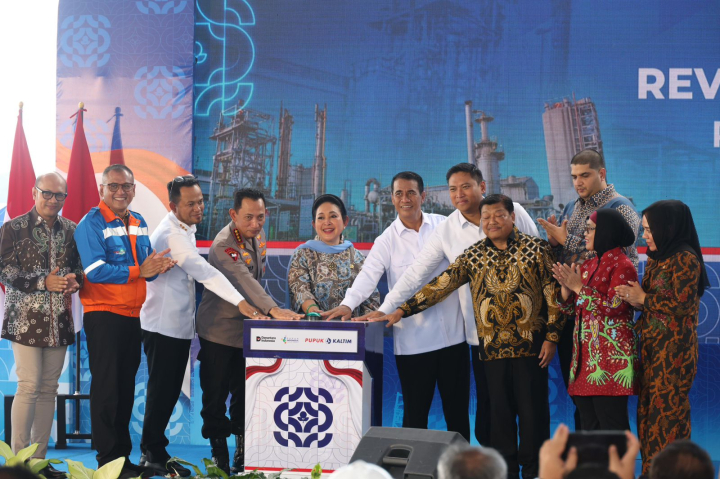 Mentan Amran saat peresmian revamping bersama para tokoh pimpinan