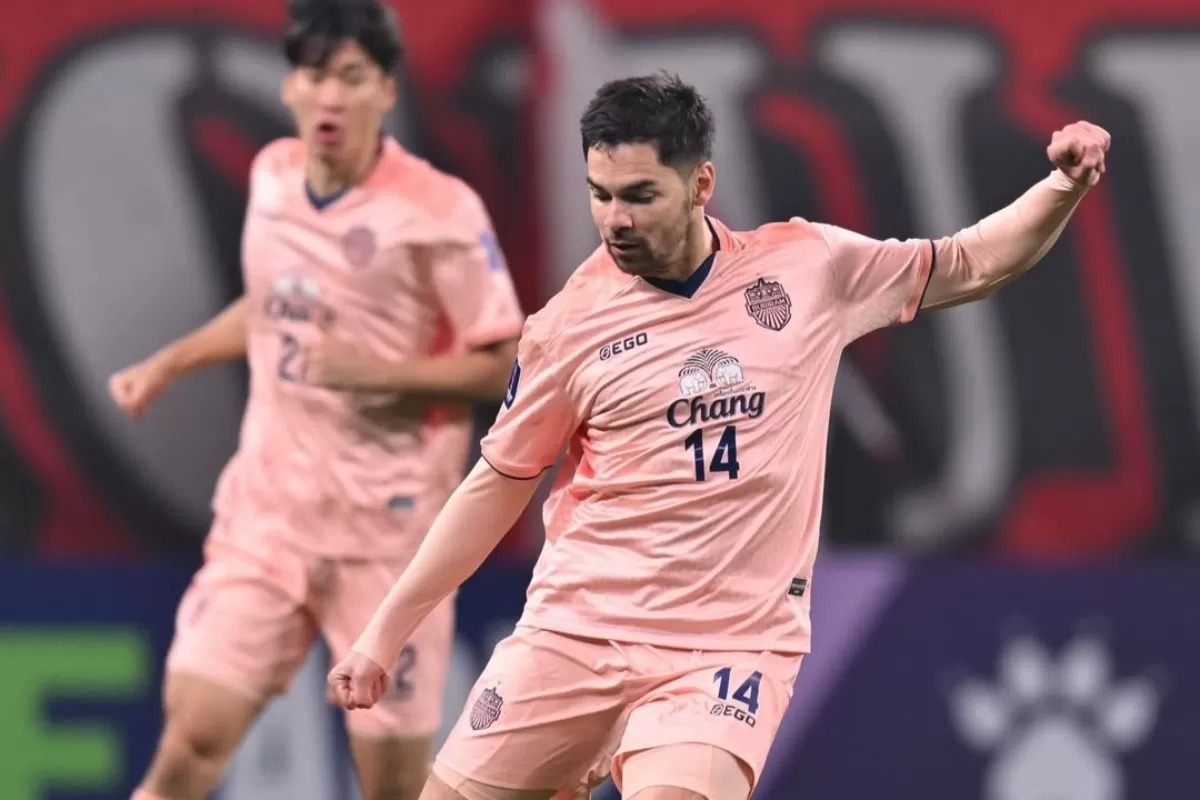 Aksi Sandy Walsh bersama Buriram United. (Dok. Buriram United)