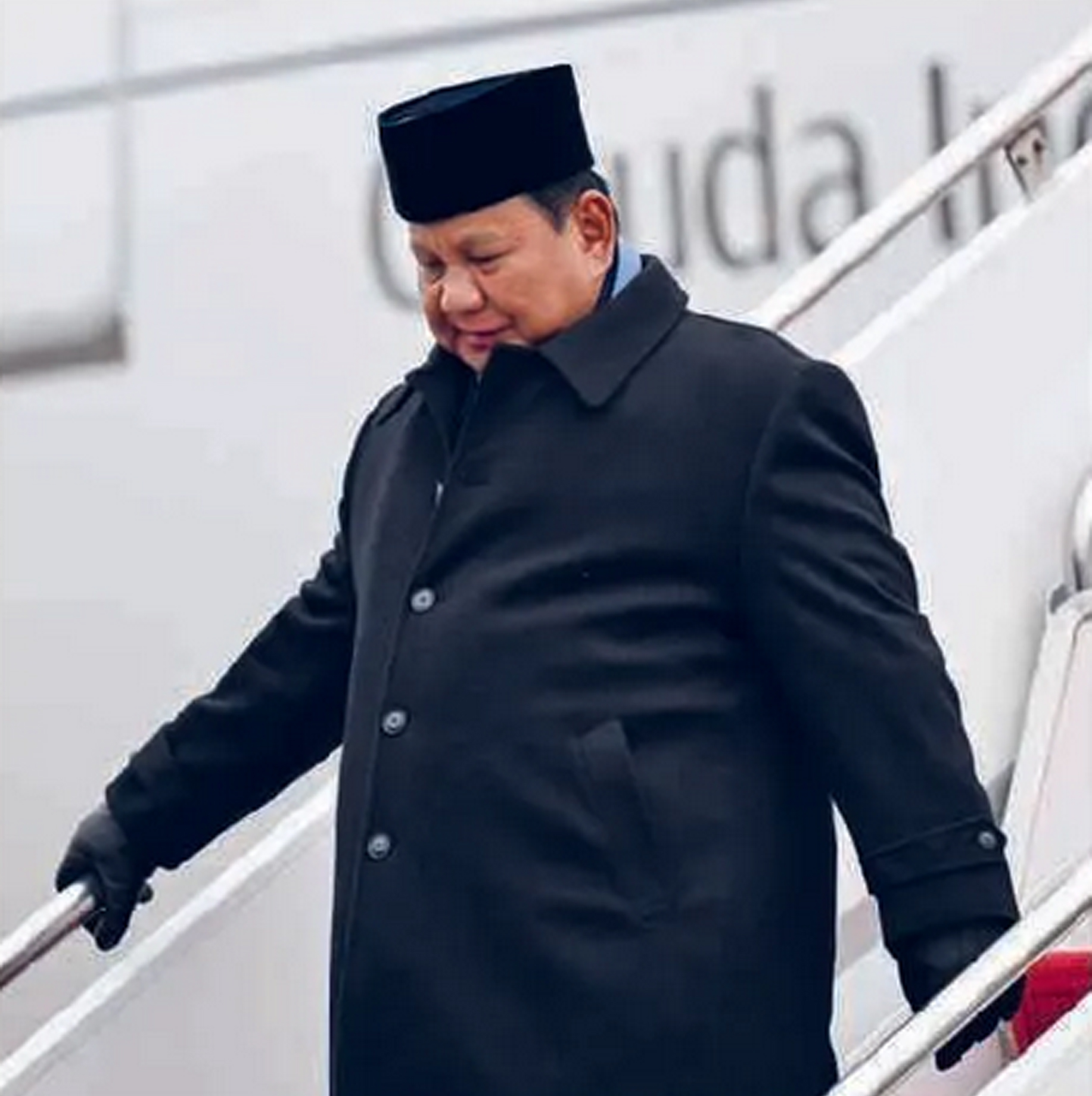 Presiden Prabowo Subianto tiba di Pangkalan Militer Andrews, Washington DC, AS, Selasa (17/2) pukul 11.55 waktu setempat. Prabowo akan bertemu dengan Presiden AS Donald Trump hari ini