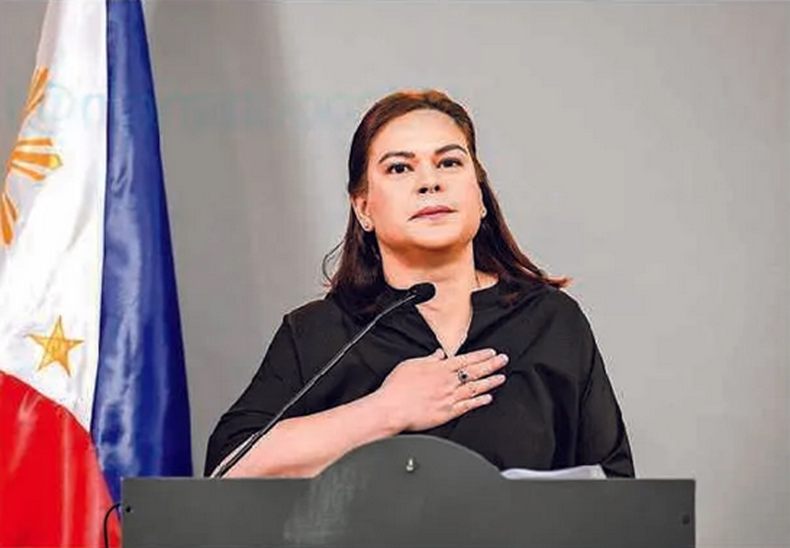 Dua tahun lagi: Sara Duterte mengumumkan bahwa dirinya akan maju di pemilihan presiden Filipina pada 2028 dalam jumpa pers di Mandaluyong, Metro Manila, kemarin (18/2).