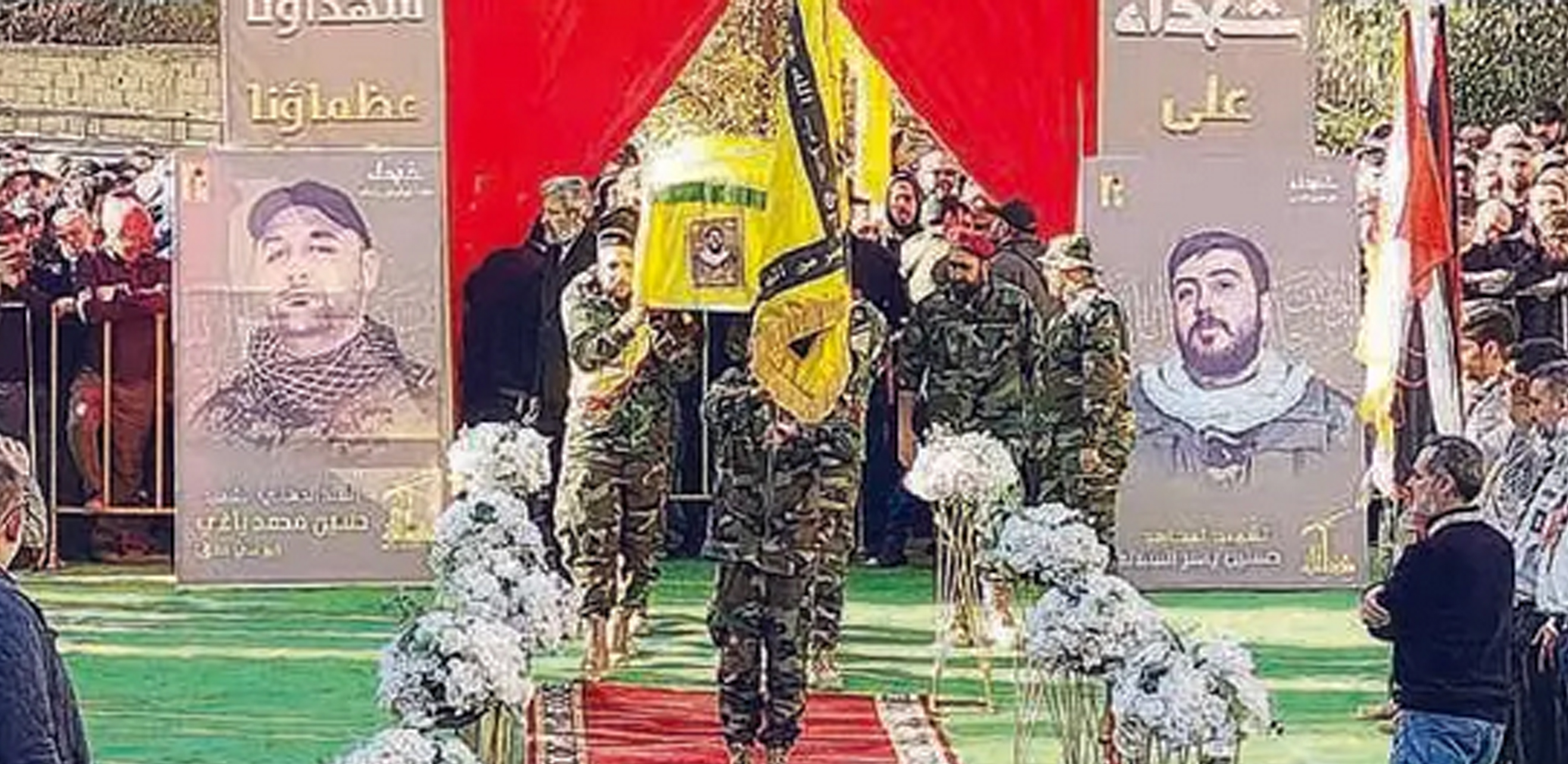 Suasana pemakaman anggota Hizbullah di Lembah Bekaa, Lebanon, pada Sabtu (21/2). Sebanyak 8 anggota tewas dalam serangan Israel sehari sebelumnya.