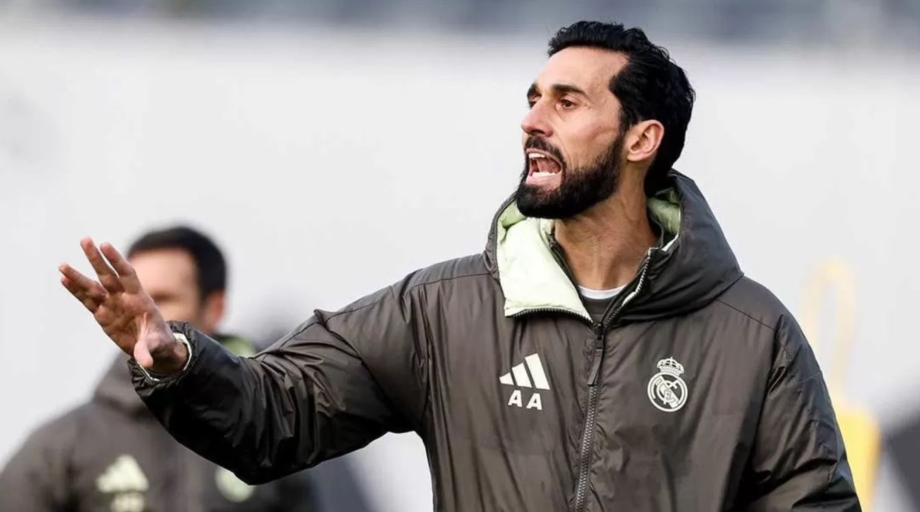 Alvaro Arbeloa sang pelatih anyar Real Madrid