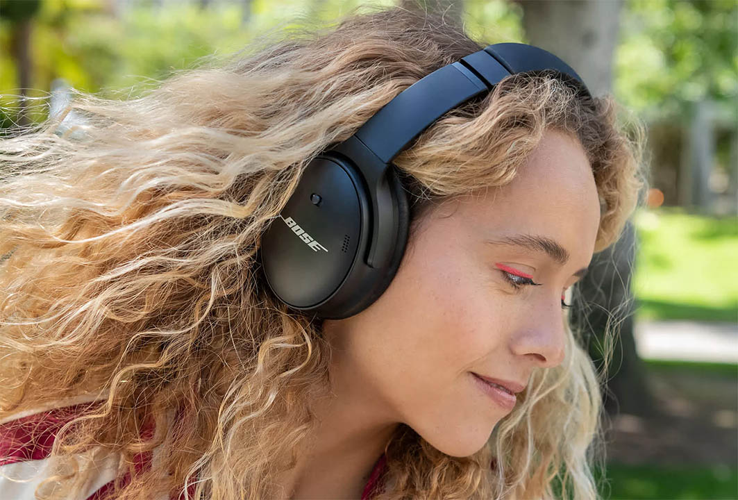 Material Pemasaran Headphone BOSE