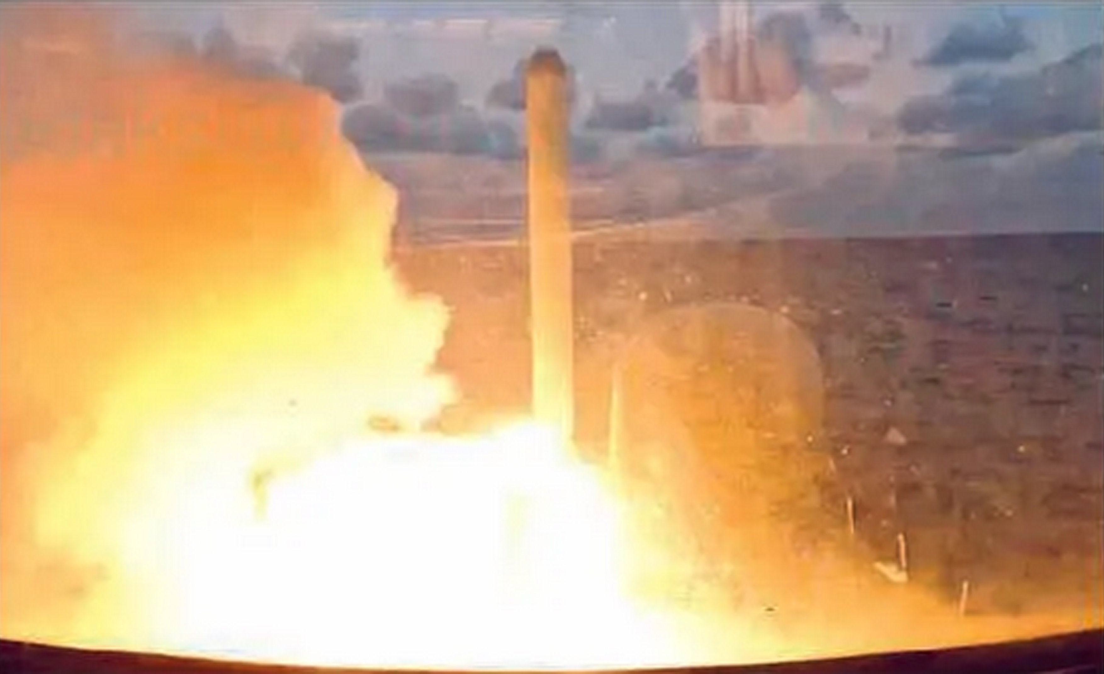 Misil AS ditembakkan dari lokasi yang tak disebutkan namanya.