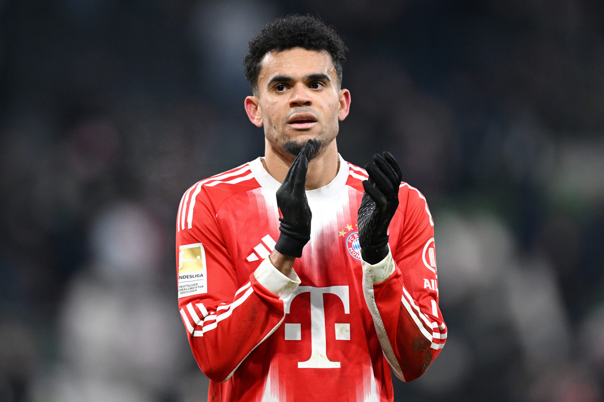 BREMEN, GERMANY - FEBRUARY 14: Luis Diaz of FC Bayern Munich celebrates following the team's victory in the Bundesliga match between SV Werder Bremen and FC Bayern M&uuml;nchen at Weserstadion on February 14, 2026 in Bremen, Germany. (Photo by Stuart Fran