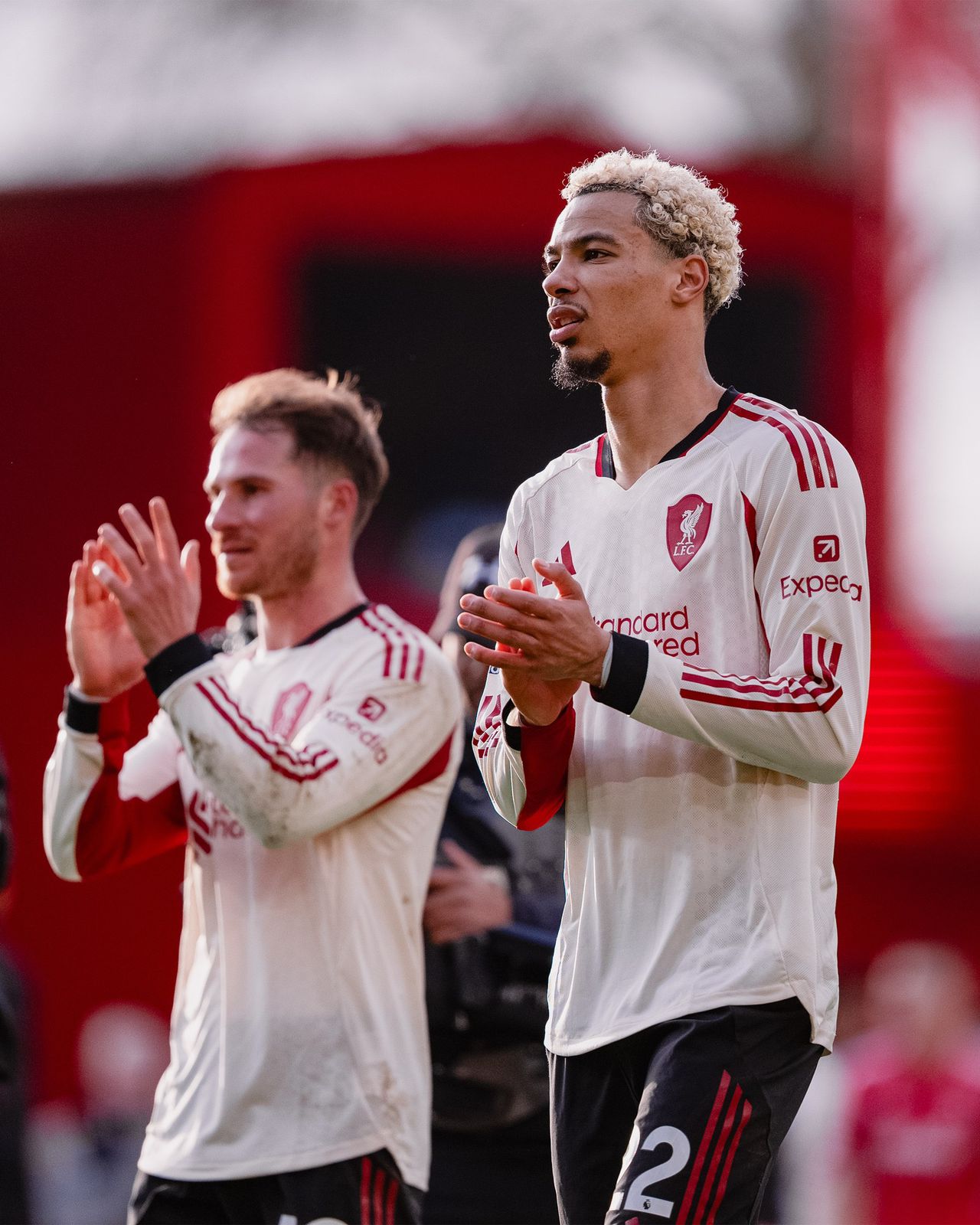 Pemain Liverpool Alexis Mac Allister dan Eketike. (Dok.Liverpool)