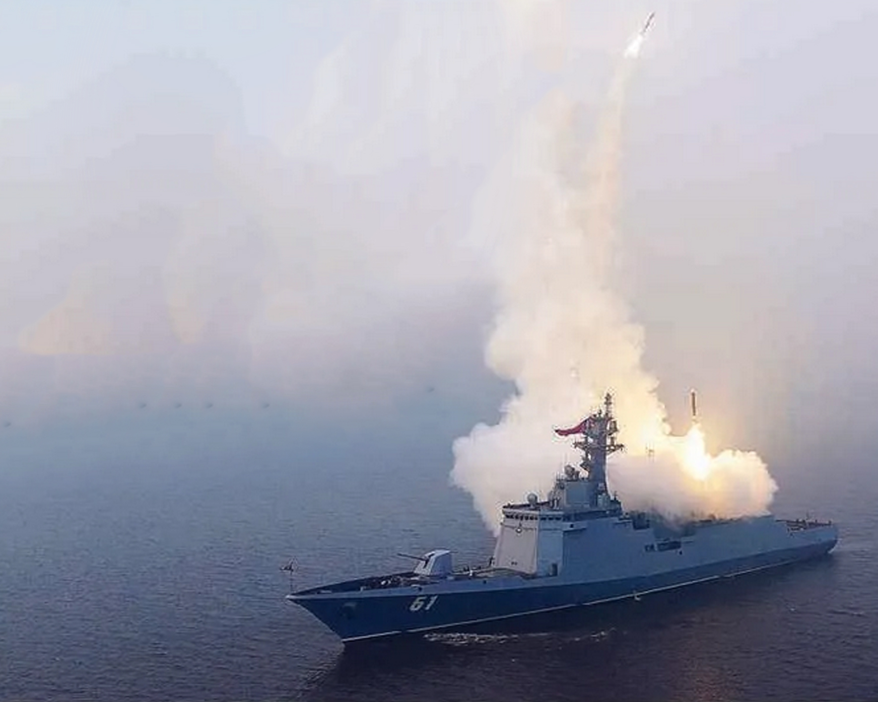 UJI COBA: Korea Utara merilis peluncuran rudal jelajah strategis laut pada kapal perusak Choe Hyon.