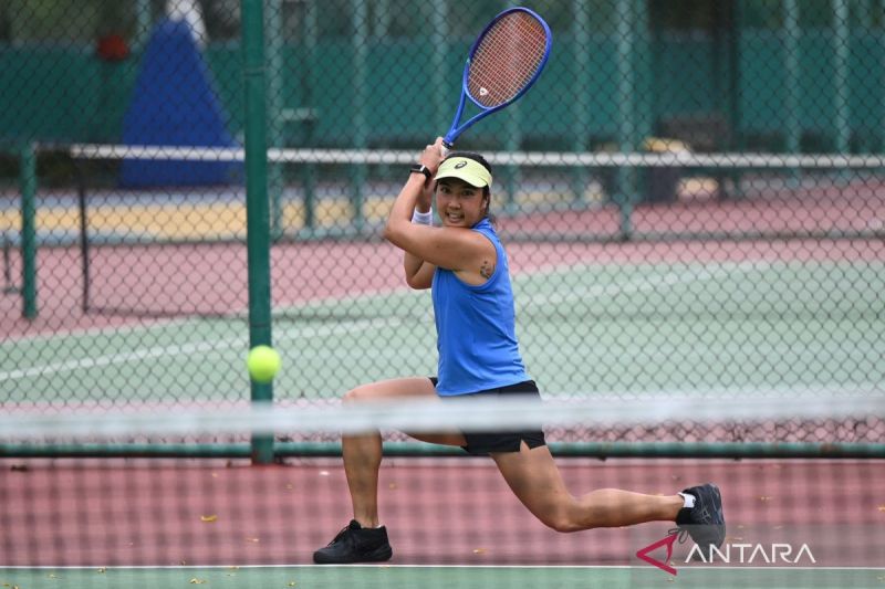 Pasangan ganda putri Aldila Sutjiadi dan Ingrid Neel berhasil menembus putaran kedua Miami Open 2026 usai taklukkan pasangan tuan rumah.