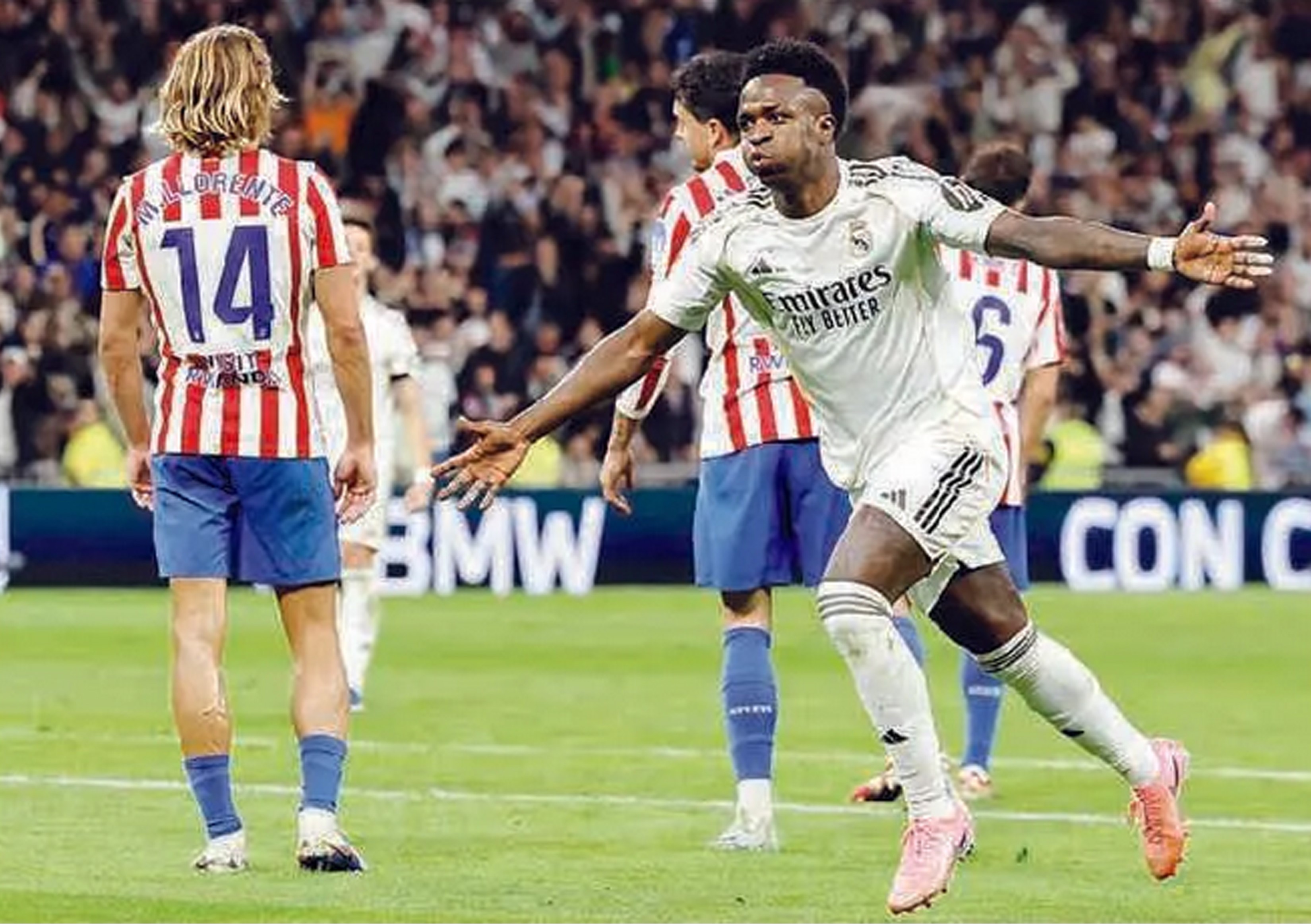 BIKIN BRACE: Wide attacker Real Madrid Vinicius Junior dua kali membobol gawang Atletico Madrid dalam jornada ke-29 LALIGA di Estadio Santiago Bernabeu, Madrid, kemarin (23/3).