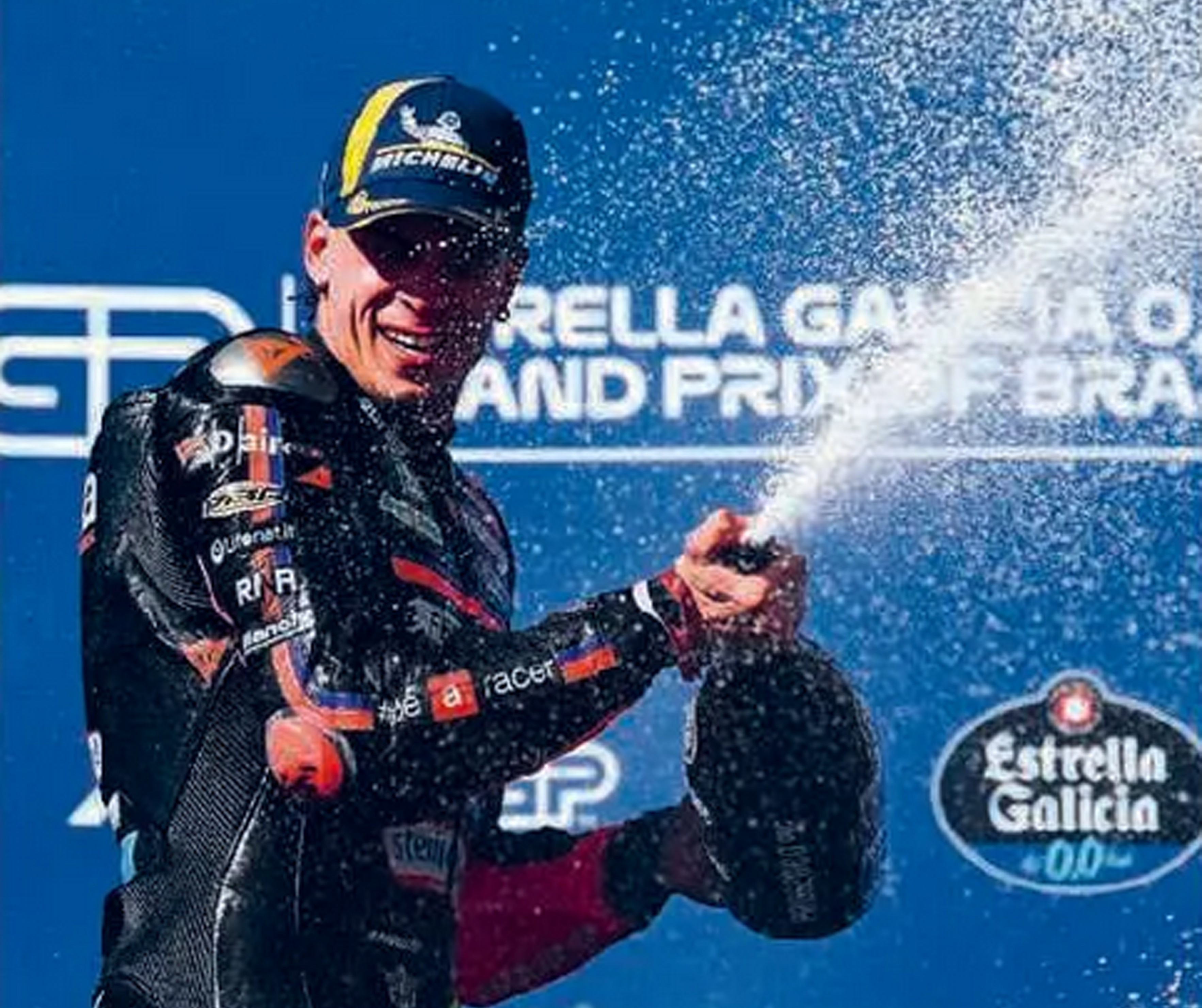 MAKIN DI DEPAN: Marco Bezzecchi merayakan kemenangan di GP Brasil, Minggu (22/3) lalu.