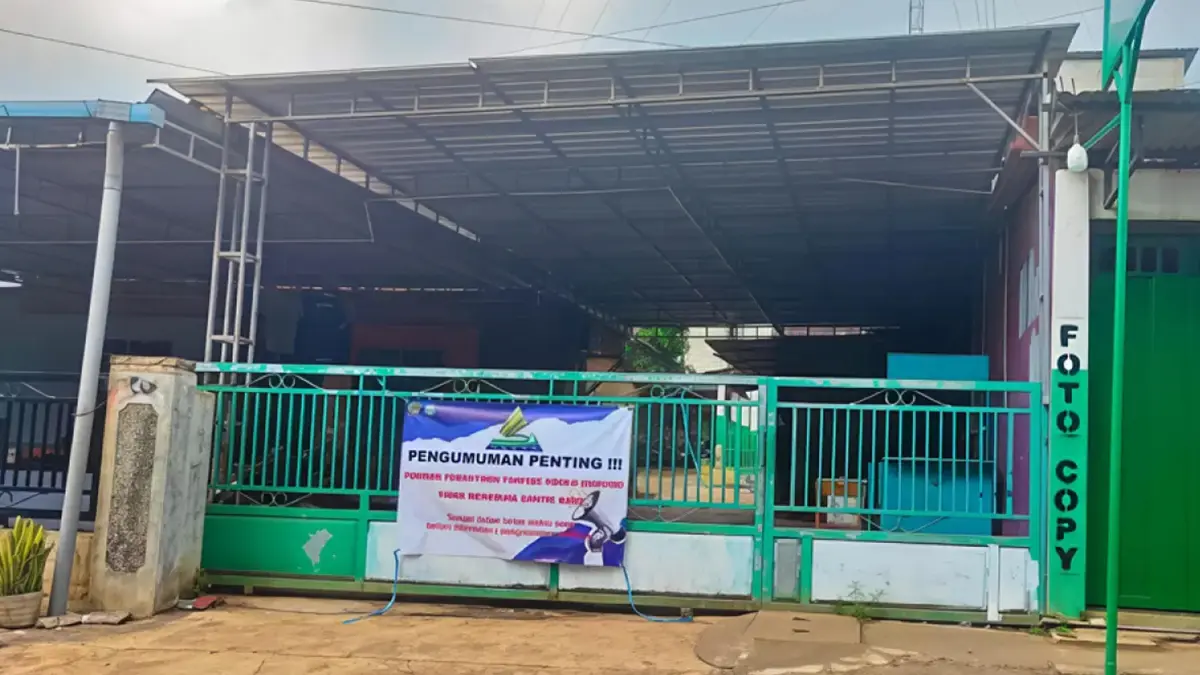 TEMPAT KEJADIAN PERKARA: Pondok Pesantren Ndholo Kusumo, Pati, Jateng, ditutup sementara kemarin (5/5). (RADAR KUDUS)