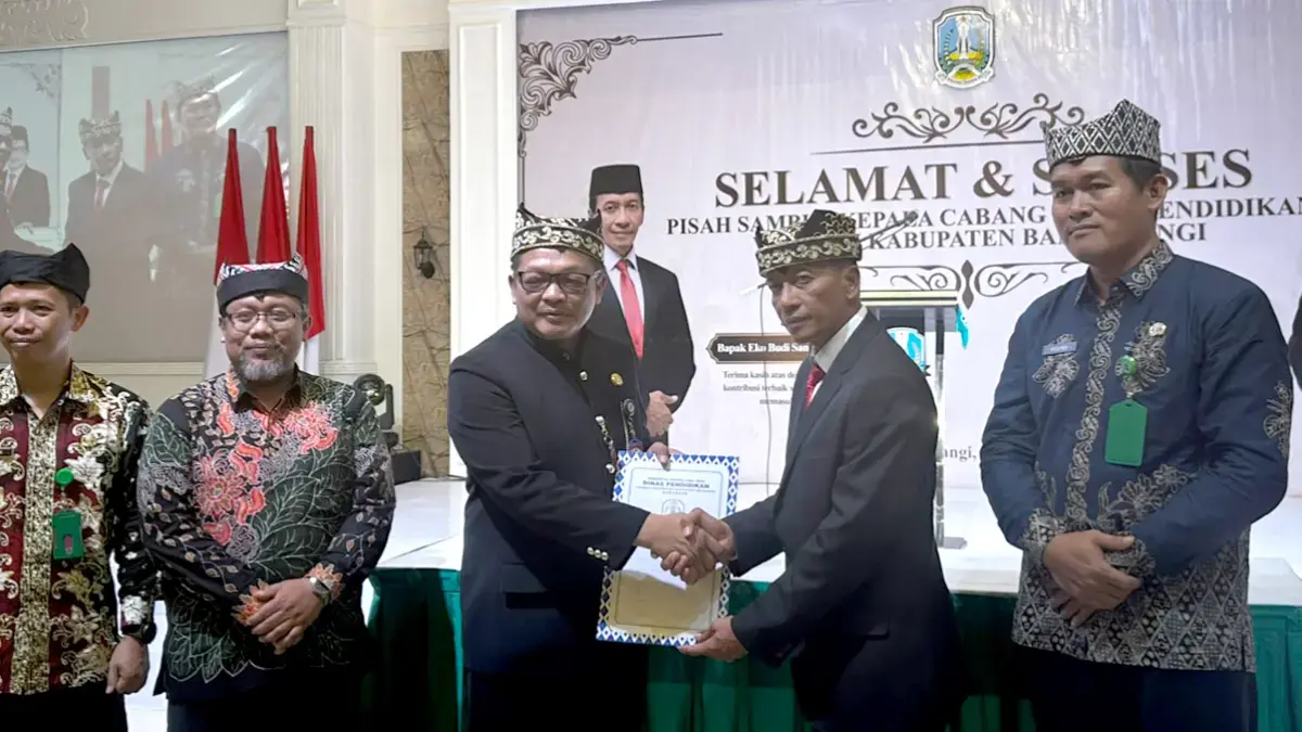 Kacabdin Baru Banyuwangi Buka Nomor Pribadi, Sekolah Diminta Curhat