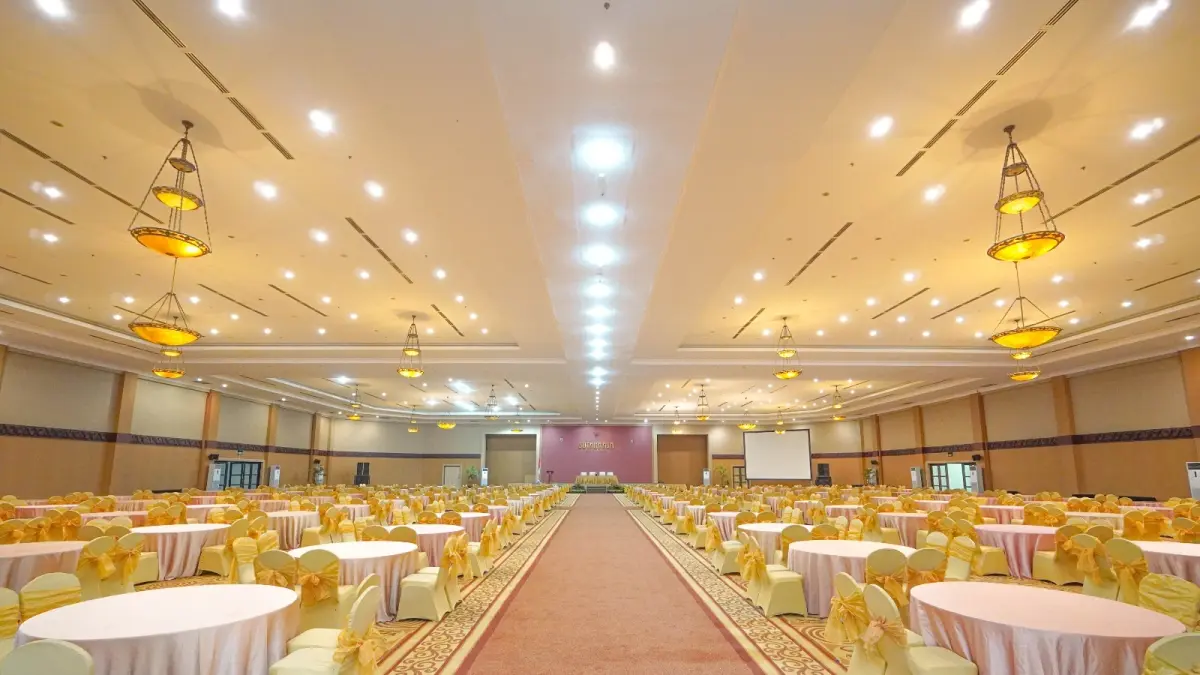 NUANSA EMAS: Konsep round table yang elegan. (foto:ist) 
