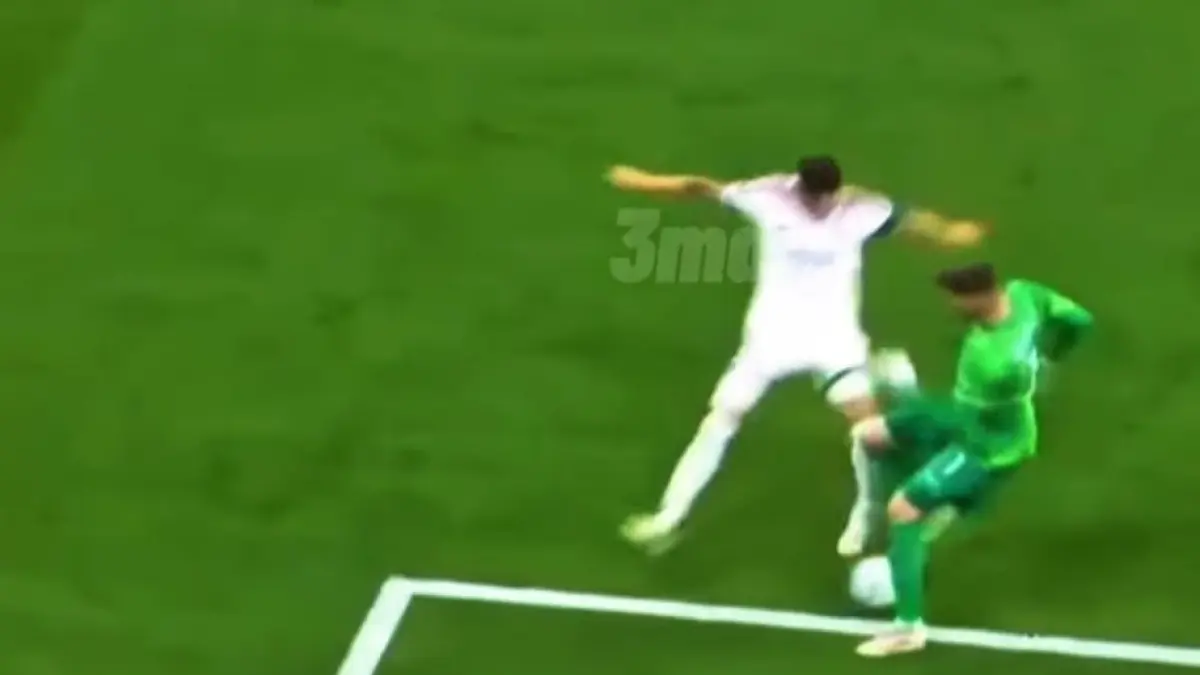 GOL KONYOL: Frederico Valverde menghukum kiper Inter Milan Joseph Martinez yang gagal mengamankan back pass dari Menjamin Pavard. Gol kedua Madrid lahir dari kesalahan fatal Martinez. (fiti:ist) 