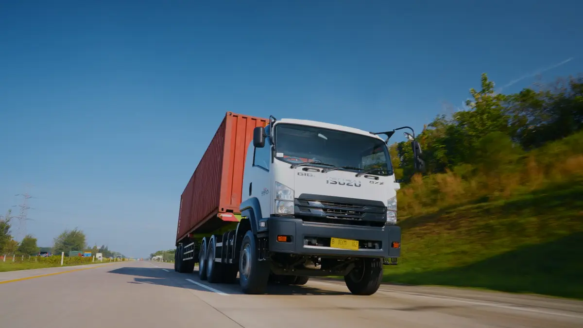 Isuzu memperkuat peran dalam mendukung transportasi Indonesia melalui kendaraan komersial untuk berbagai kebutuhan usaha.