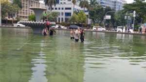 Suasana Patung Kuda Jalan MH Thamrin Jakarta Pusat terlihat sepi (firdaus)