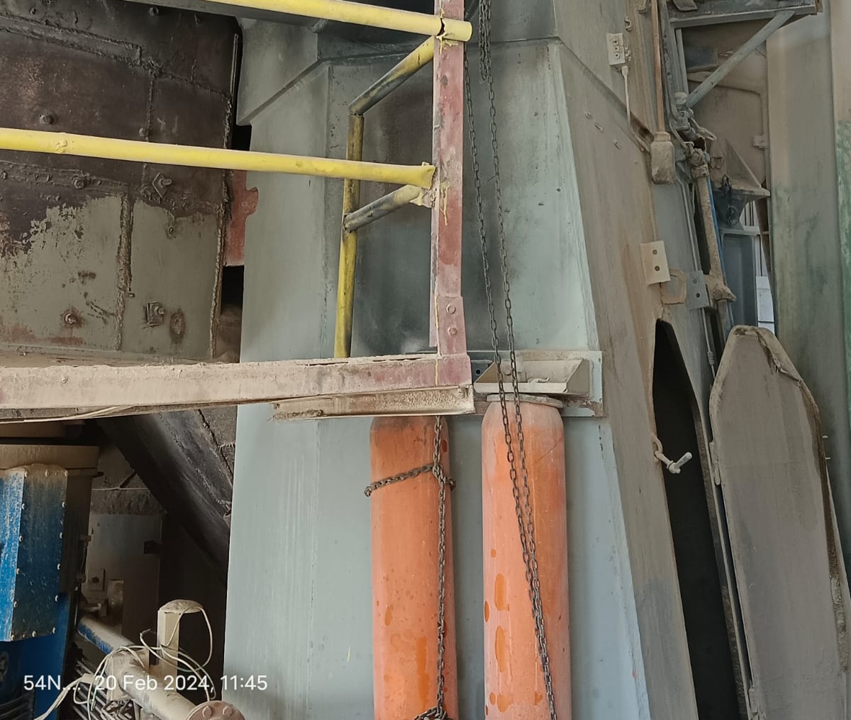 Tabung gas di Raw Mill Pabrik Indarung V PT Semen Padang yang meledak, Selasa (20/2).