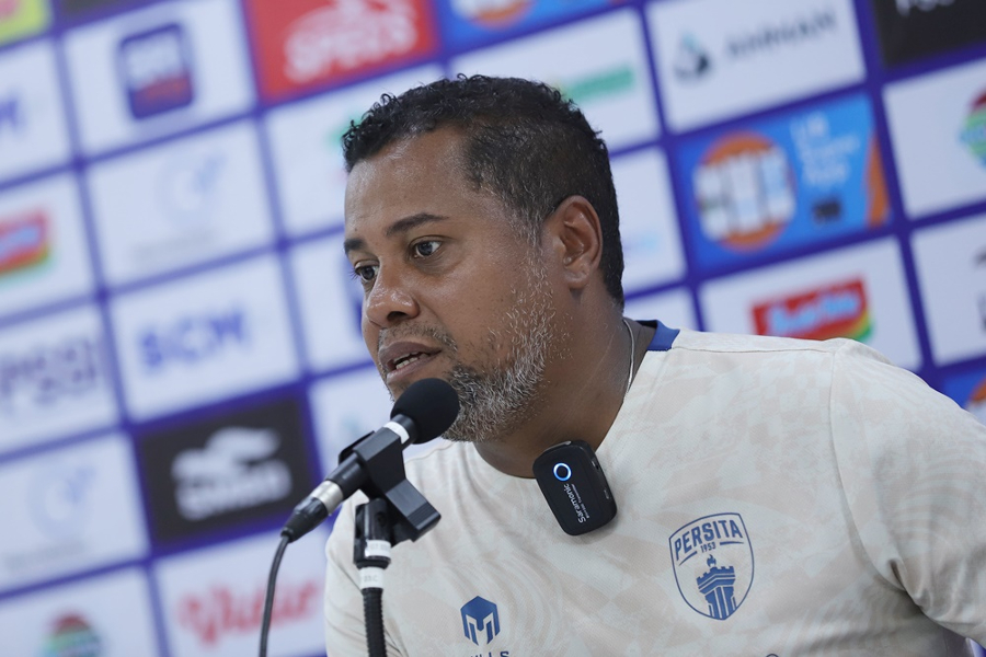 Pelatih Persita Divaldo Alves menekankan pentingnya mental dan motivasi pemainnya untuk tampil maksimal di tengah padatnya jadwal pertandingan. (Foto: LIB)